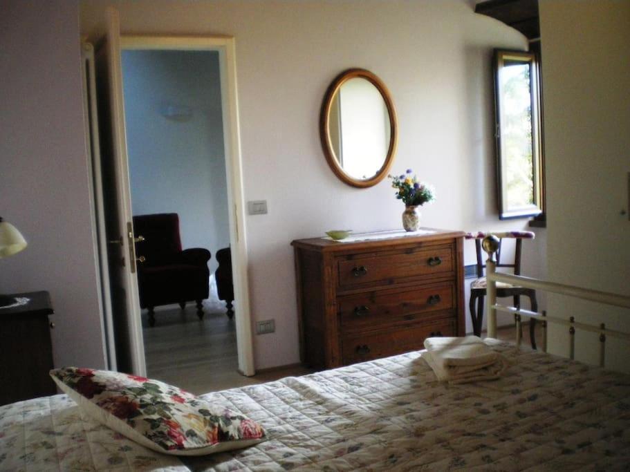 Villa Marta Contignano Екстериор снимка