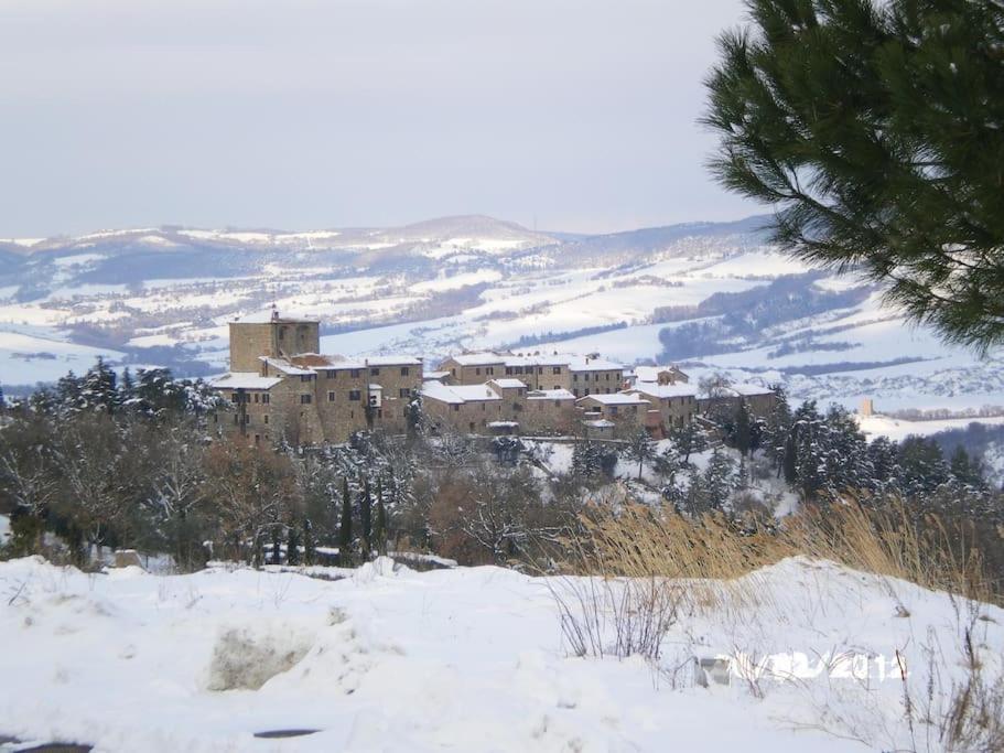 Villa Marta Contignano Екстериор снимка